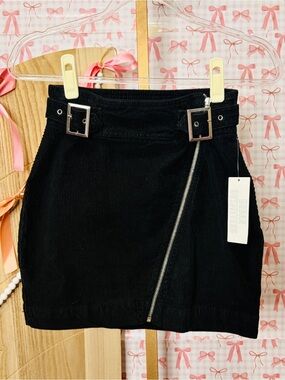 Urban Outfitters Black Corduroy Harmony Mini Skirt Diagonal Zip Classic Y2K XS
